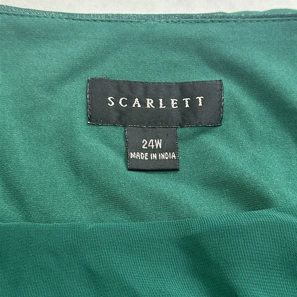 Scarlett Asymmetrical Dress in Deep Green - Picture 7 of 11